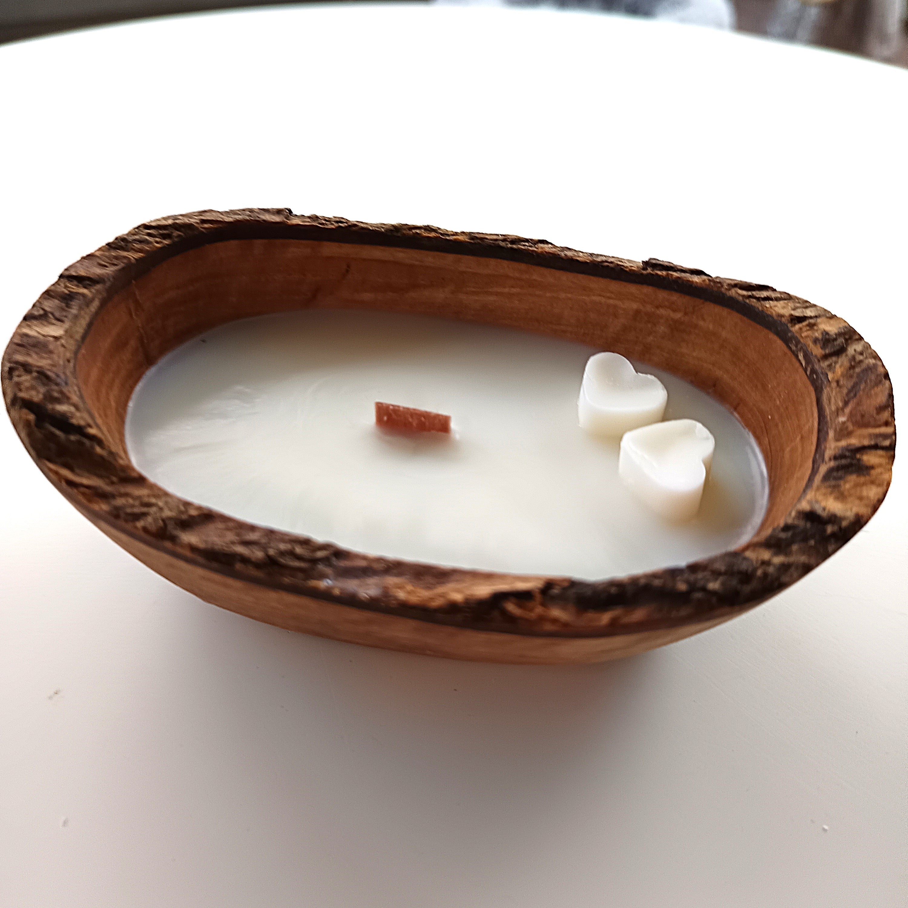 Blumenmeer ELEGANZ - Sojawachskerze in Olivenholzschale handgemacht ohne Duftstoffe | besondere Geschenkidee
