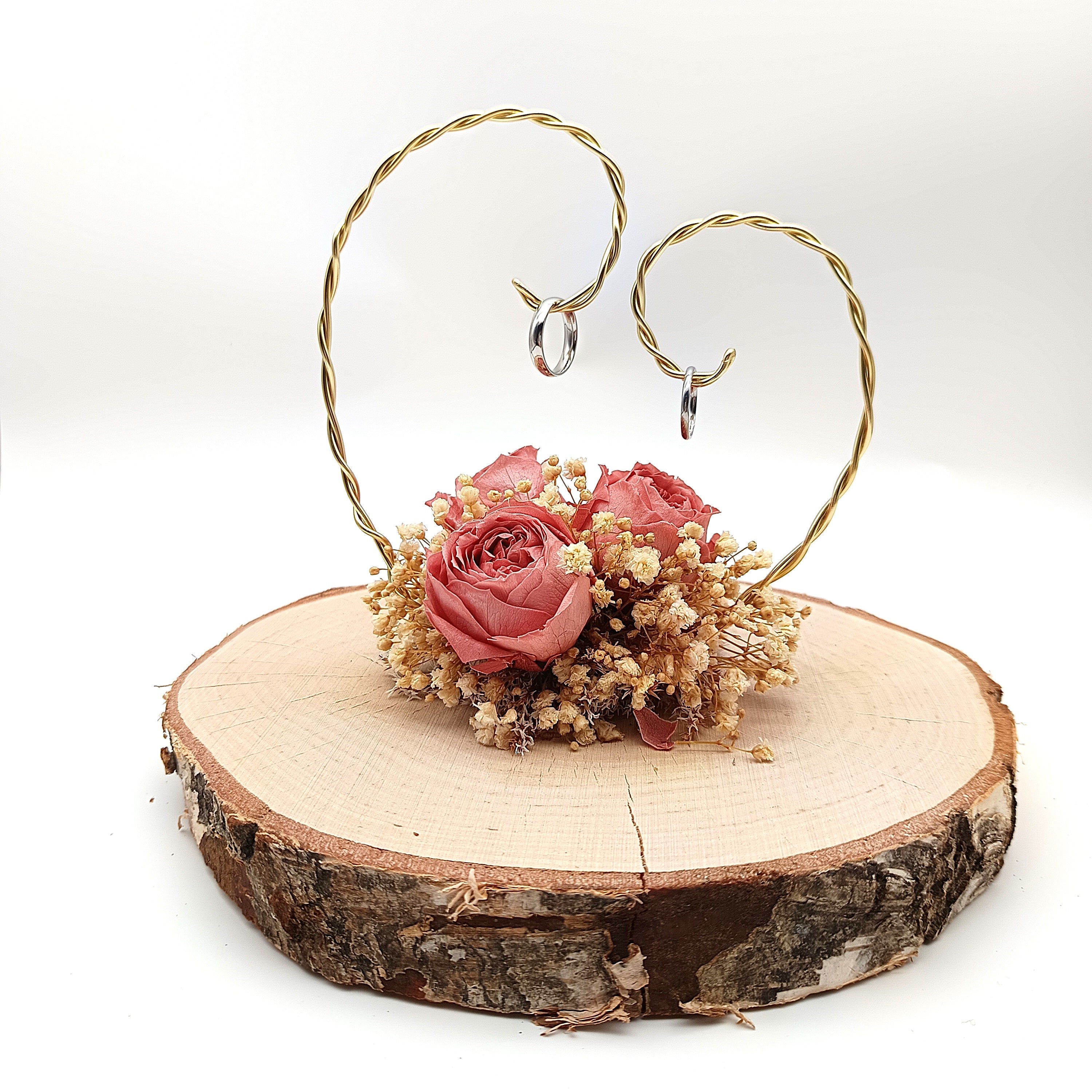 CHARMANT Herz-Ringhalter rose-blush mit Rosen und Schleierkraut | Hochzeit Ringkissen