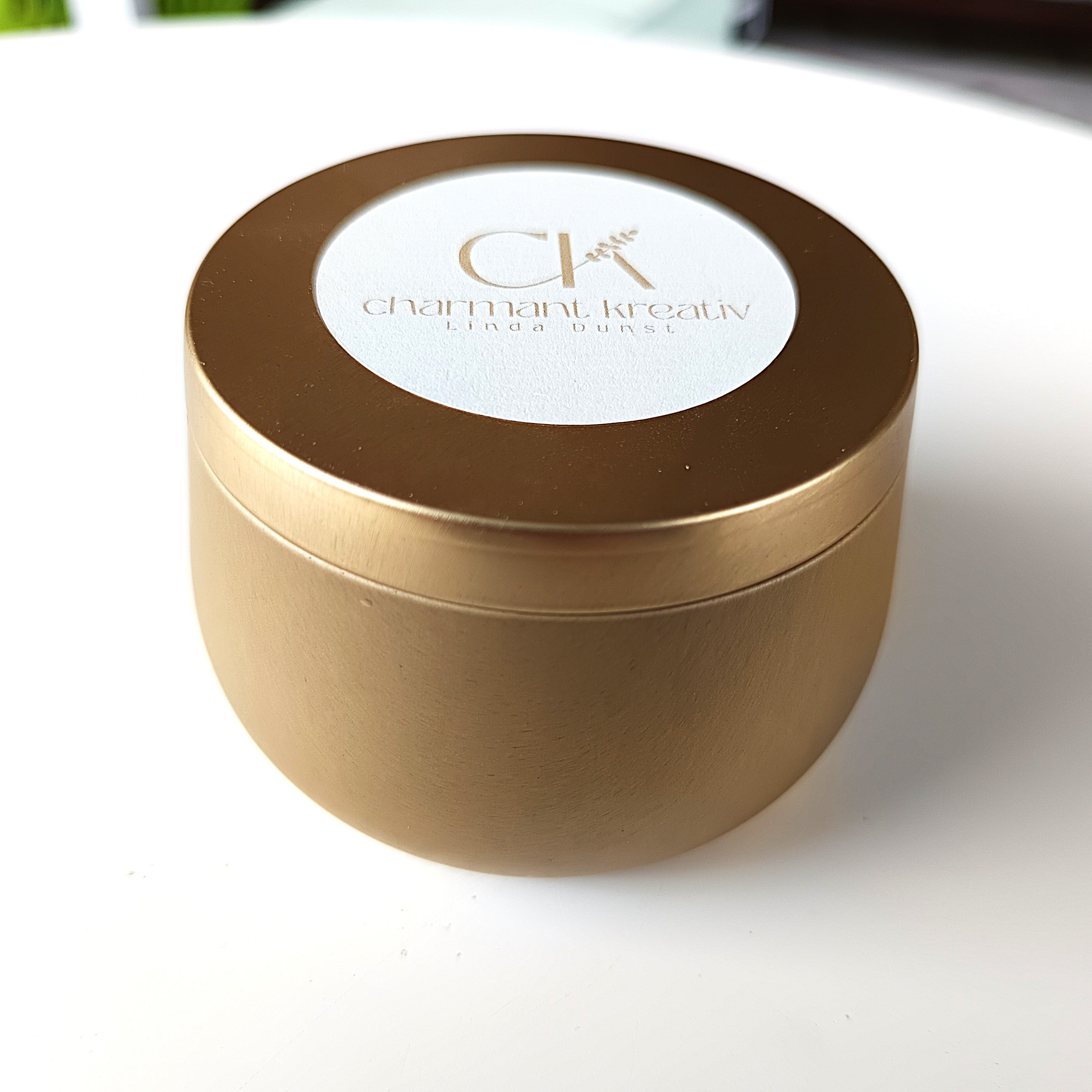 Sojawachskerze in goldener Dose – Wachsblumen, handgemacht | Kerze als Geschenk